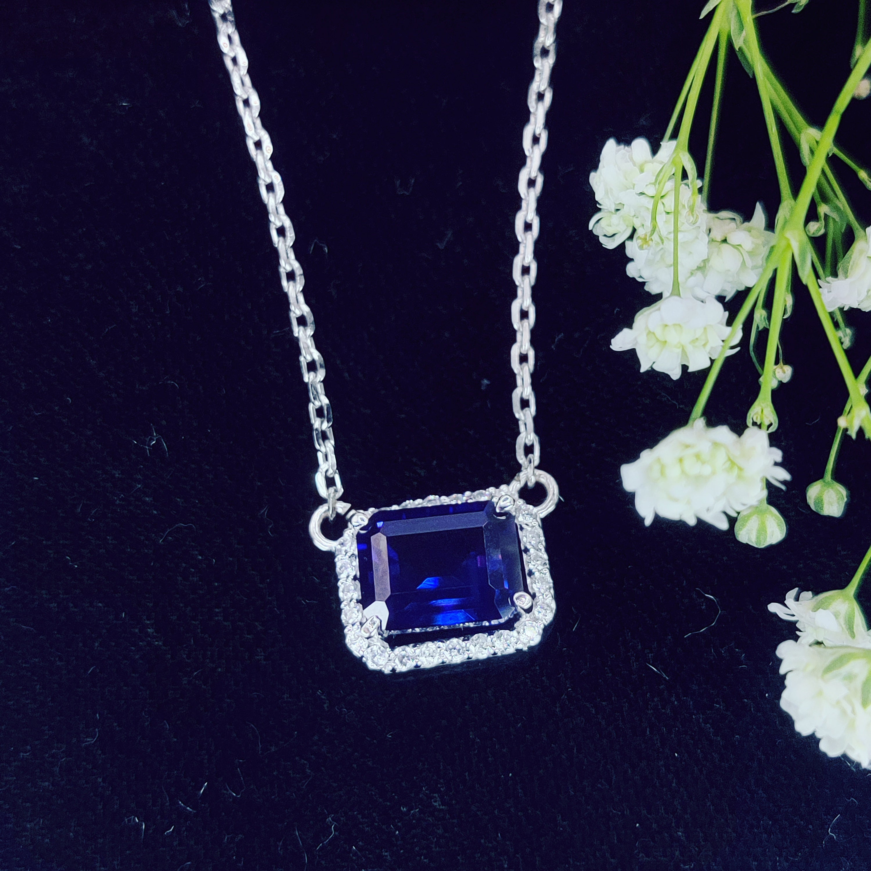 Midnight Temptation Pendant