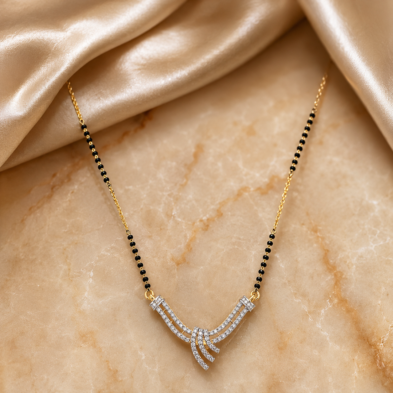Aurelia Curve Diamond Mangalsutra