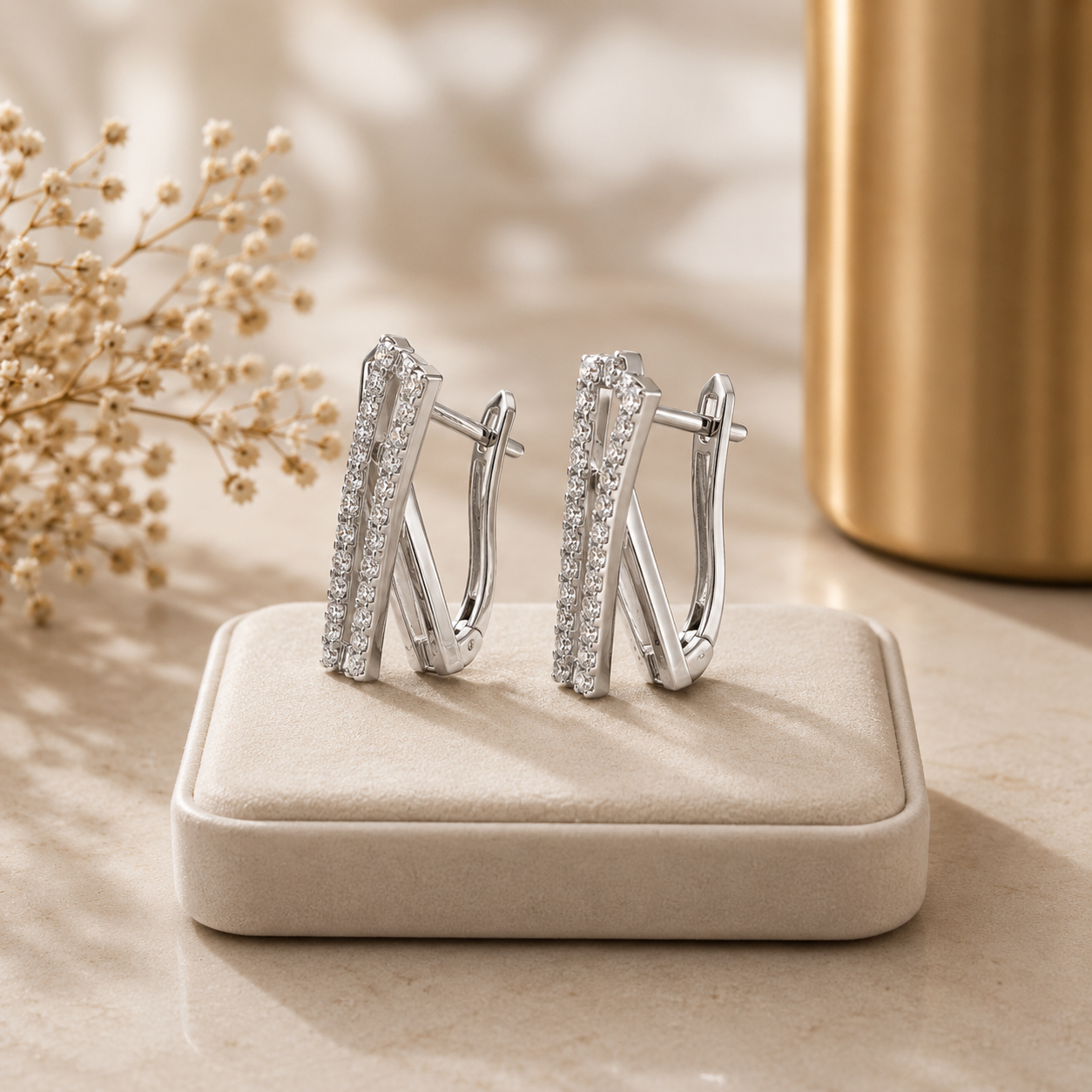 Luxe Cross Curve Stud Earrings