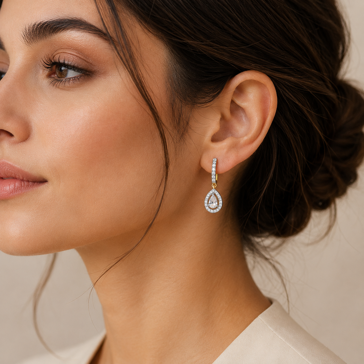 Elegant Crystal Teardrop Dangle Earrings
