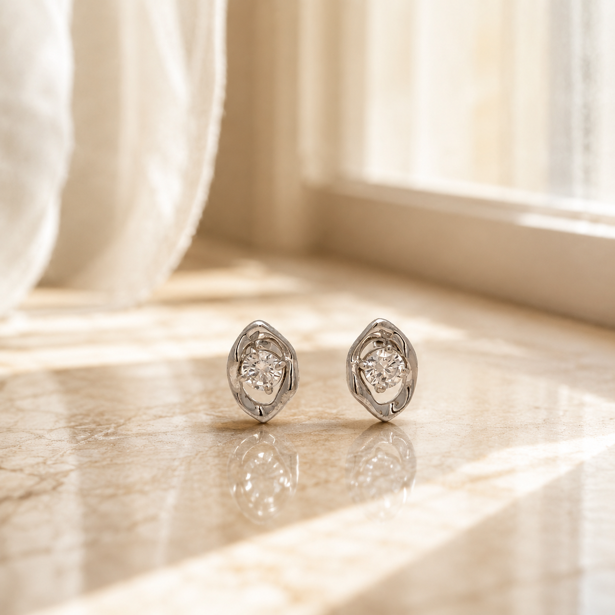 Elegant Solitaire Leaf Stud Earrings