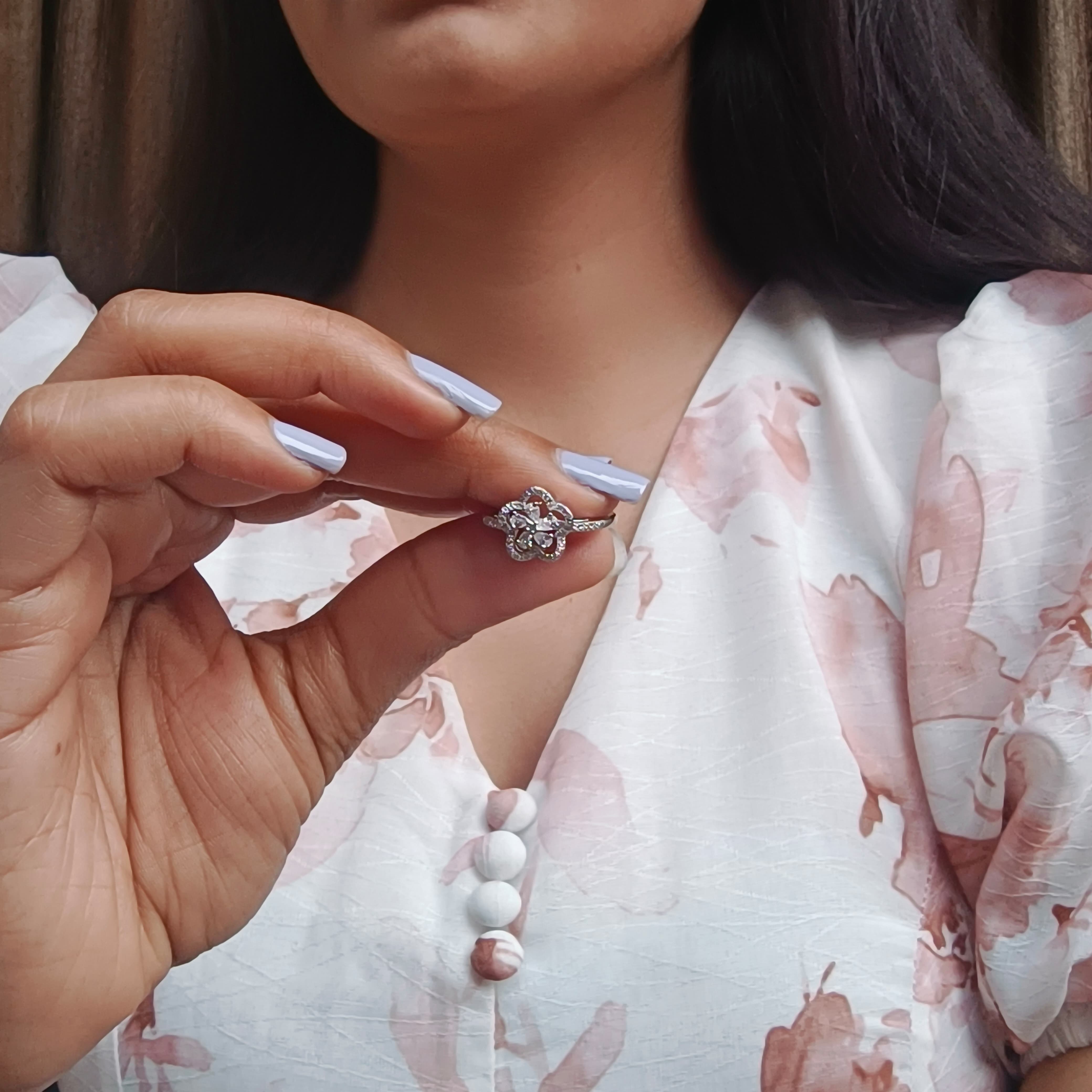 Elegant Floral Diamond Design Silver Ring