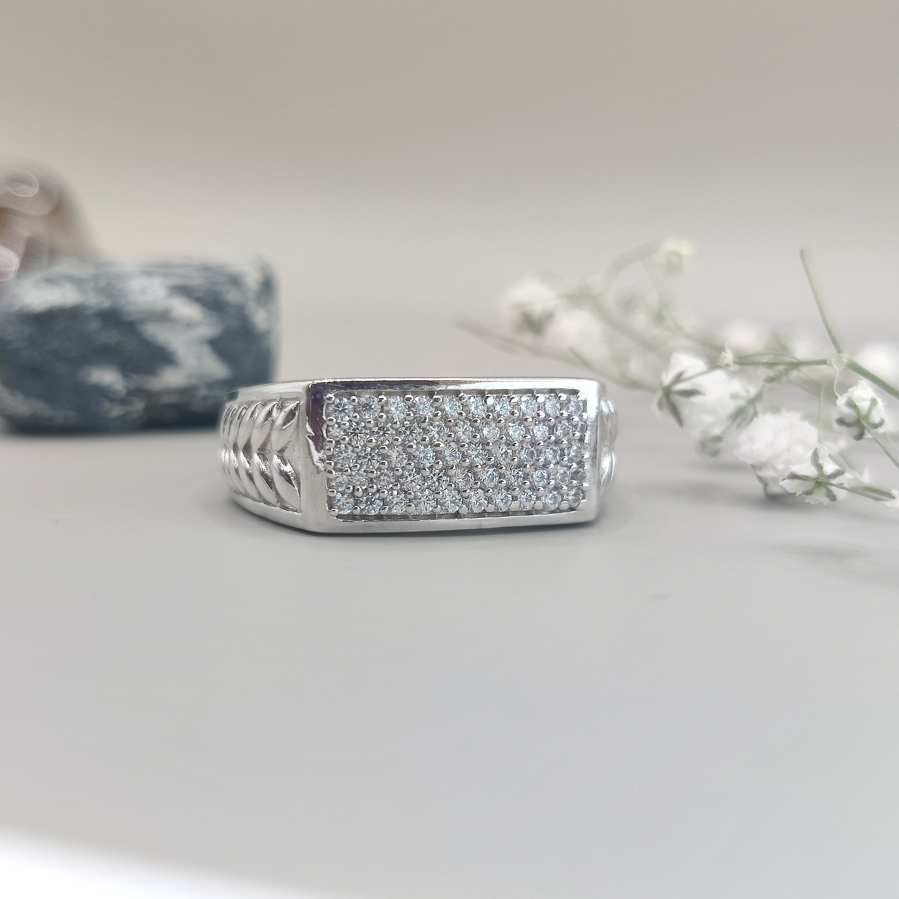 Leaf Motif Sterling Silver Ring with pavé-set CZ Stones