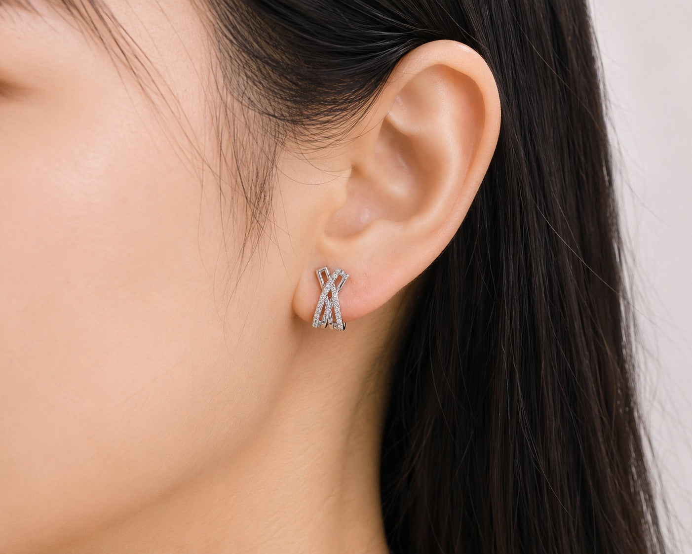 Luxe Cross Curve Stud Earrings