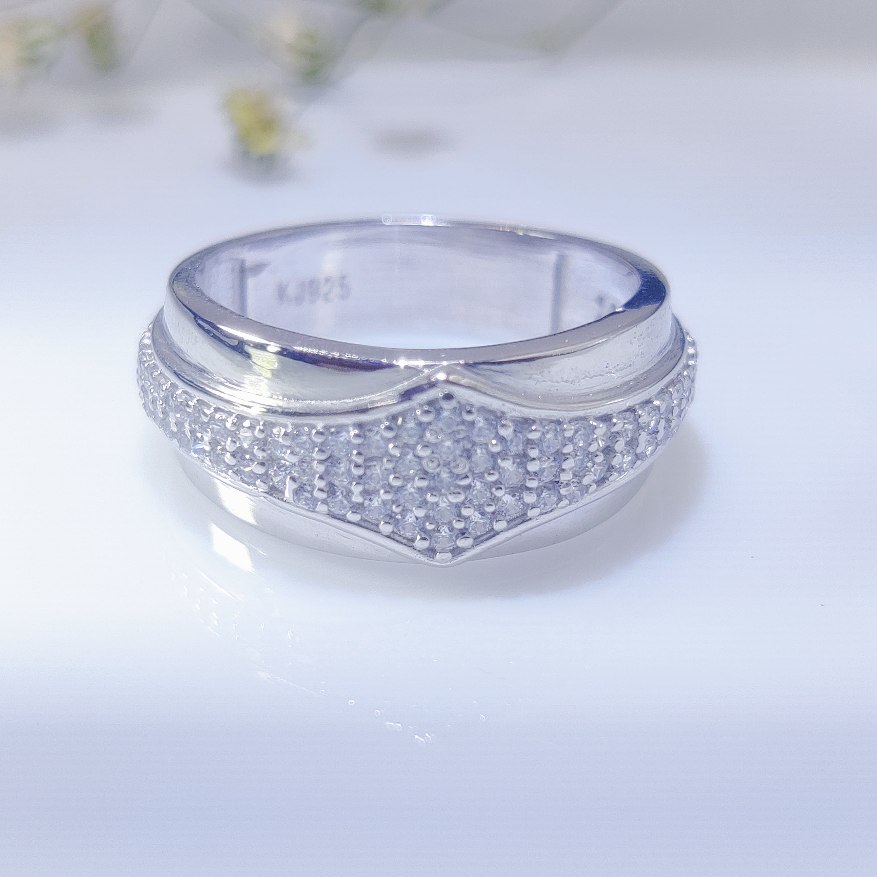 Forever Embrace Couple Rings