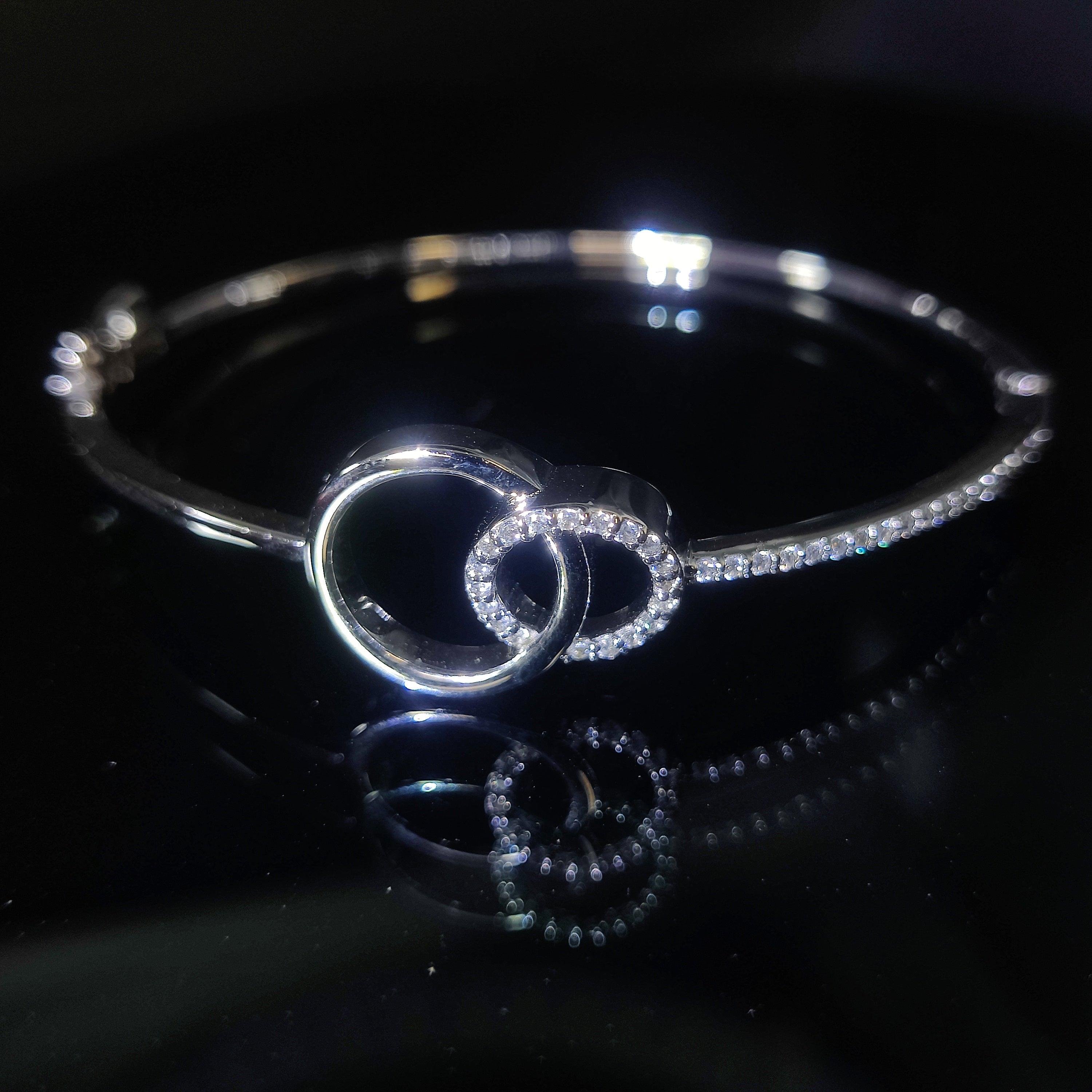Eternal Circle Cuff Italian Bracelet