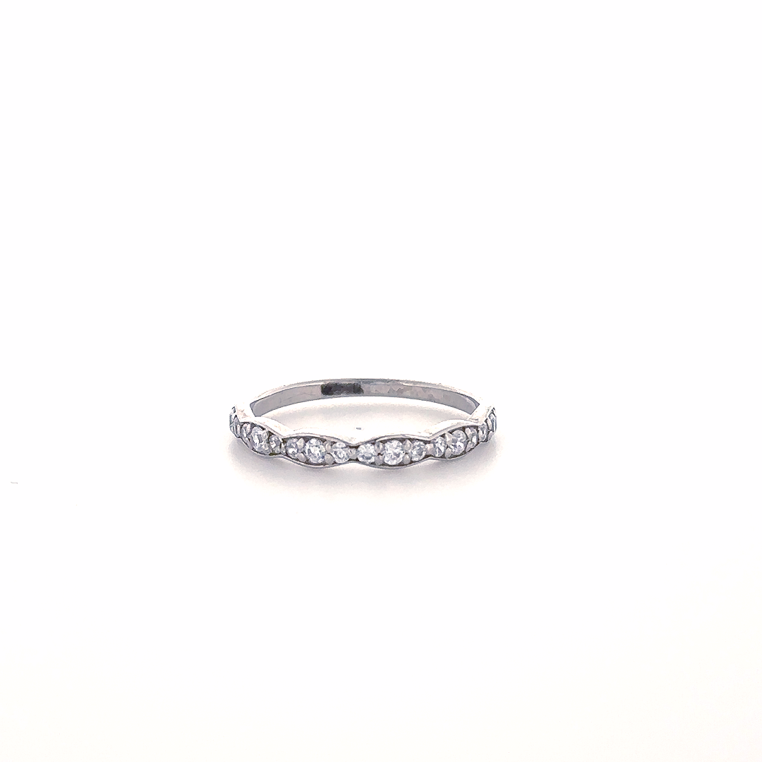 Elegant Wave Diamond Silver Band Ring