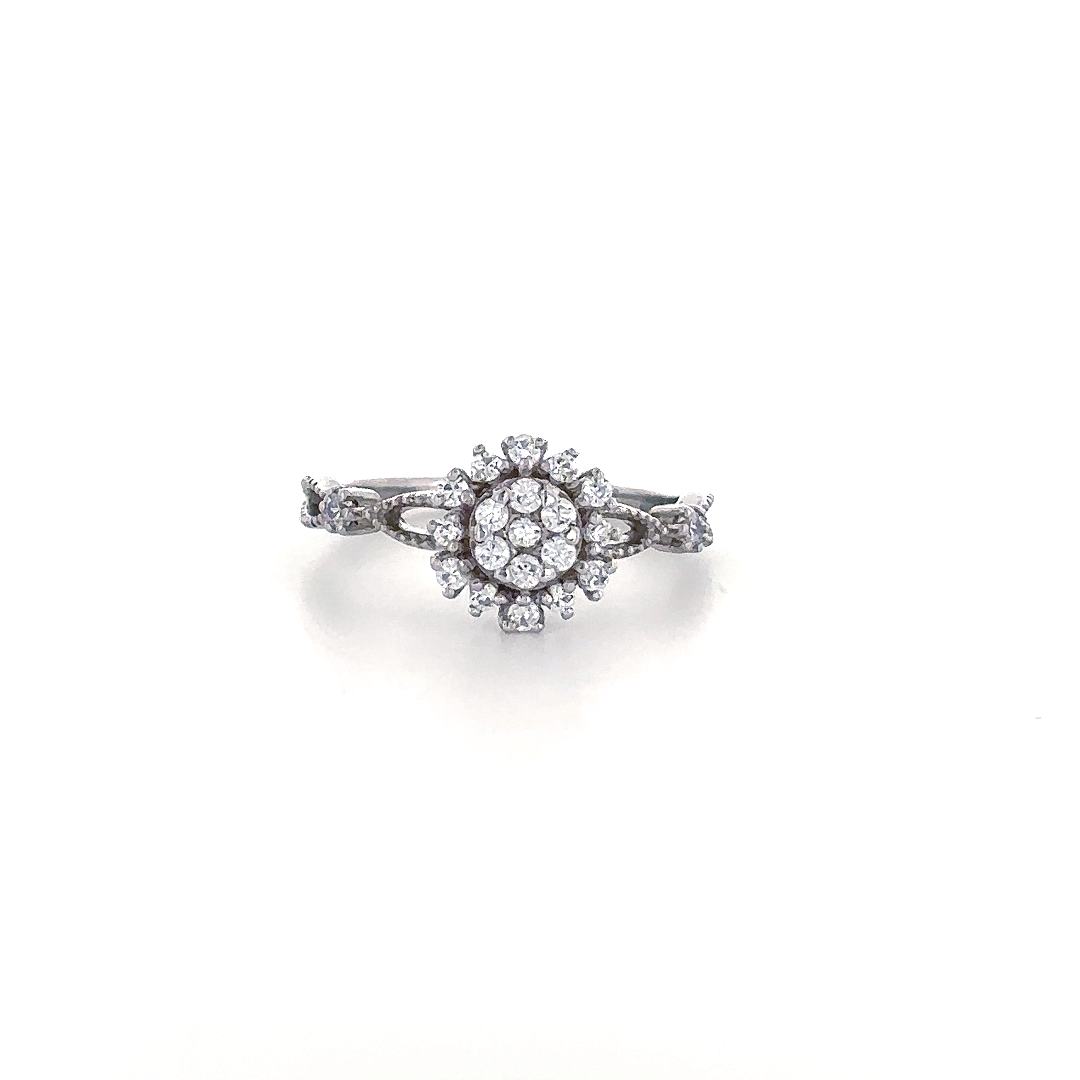 Vintage Floral Cluster Diamond Ring