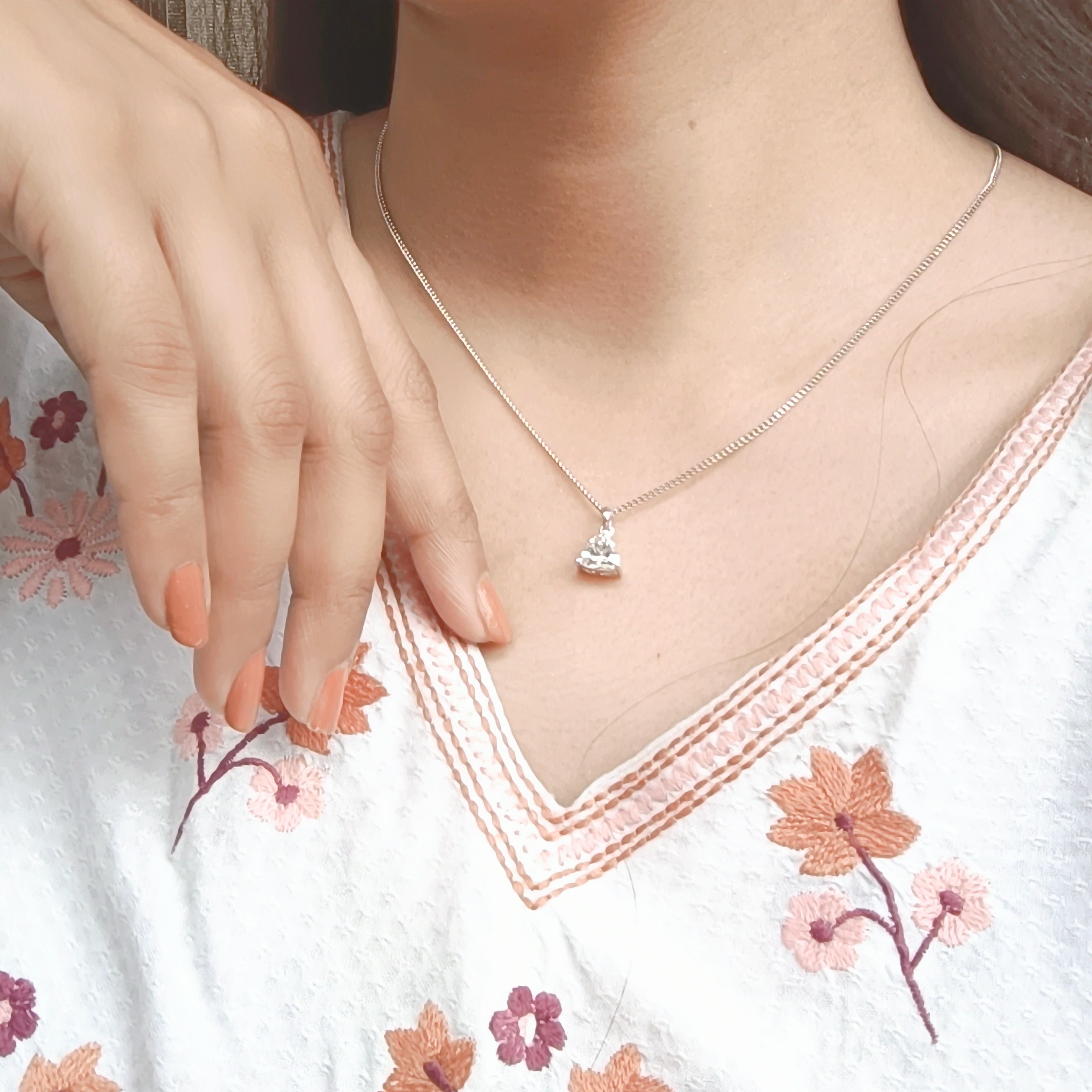 Flawless Edge Necklace Set